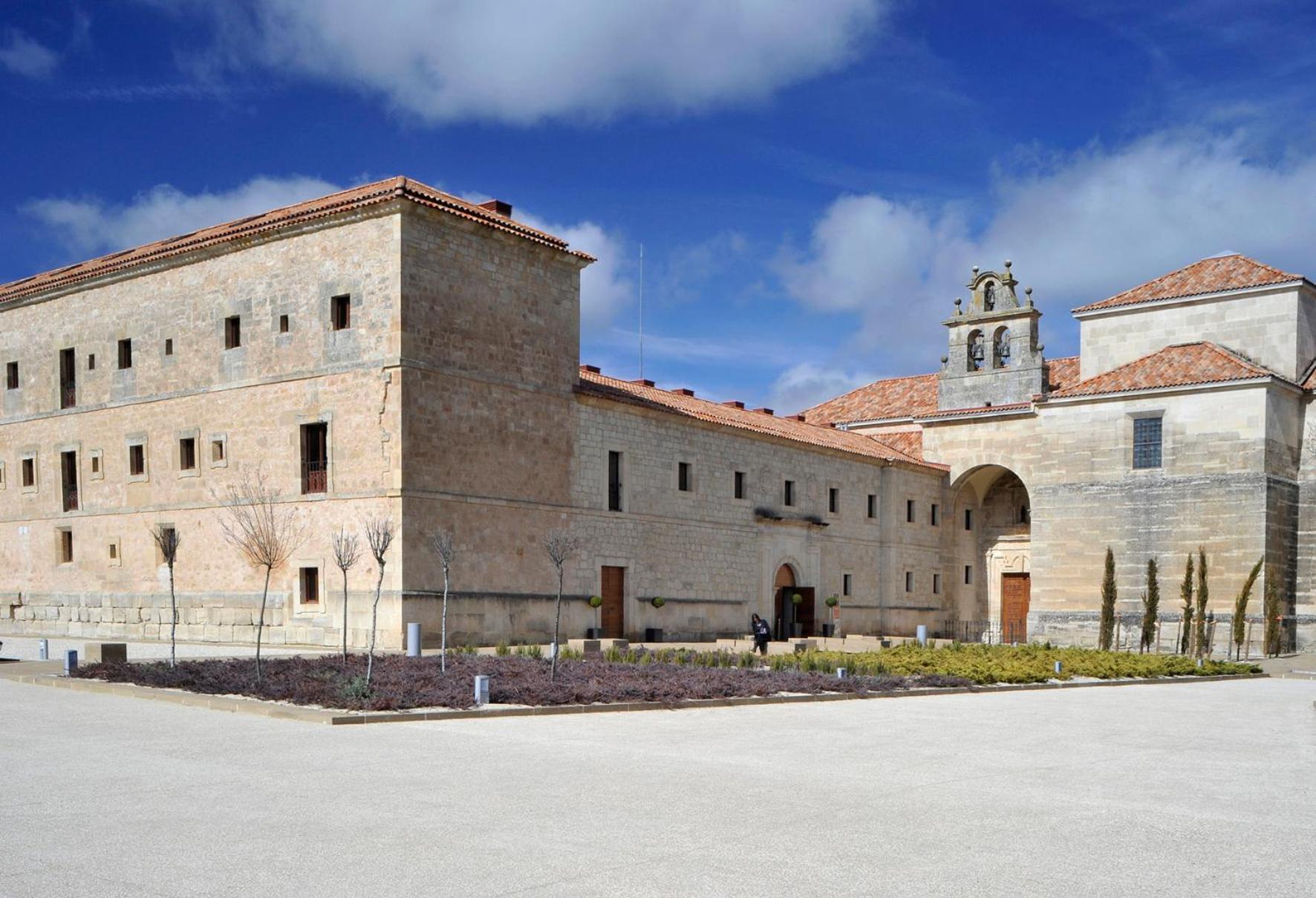 Posada Real Convento San Francisco Hotel Santo Domingo De Silos Exterior photo